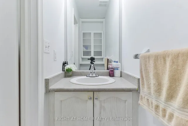 Additional image 26 of 1 Eastview Gate