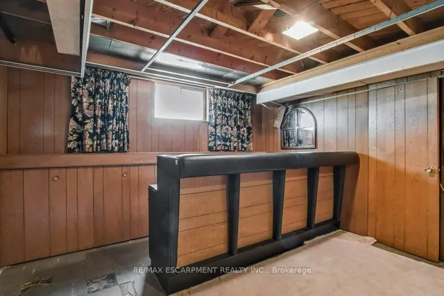 Additional image 26 of 50 Mountain Ave