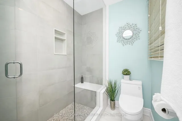 Additional image 24 of 1355 Edgeware Rd