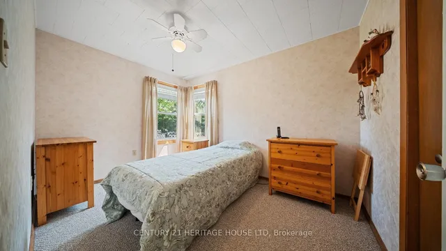 Additional image 20 of 25 East 33rd St