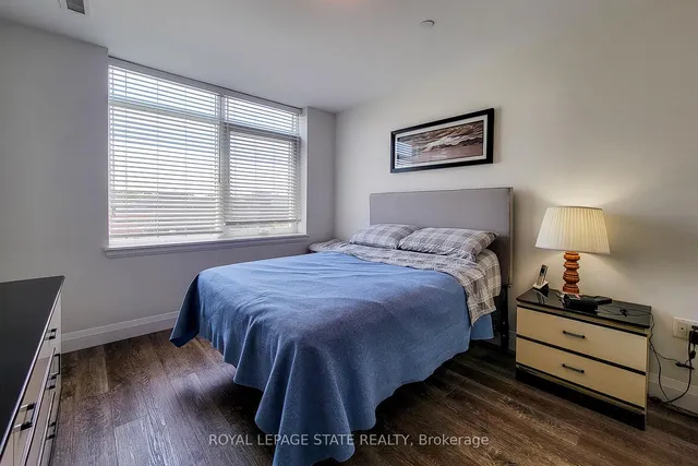 Additional image 28 of 1 Redfern Ave Unit 313