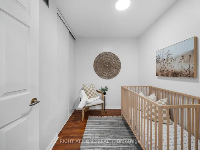 Additional image 22 of 18 Lee Centre Dr Unit 2013