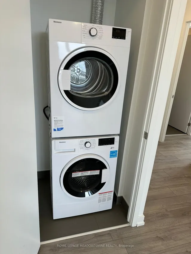 Additional image 21 of 3100 Keele St Unit 918