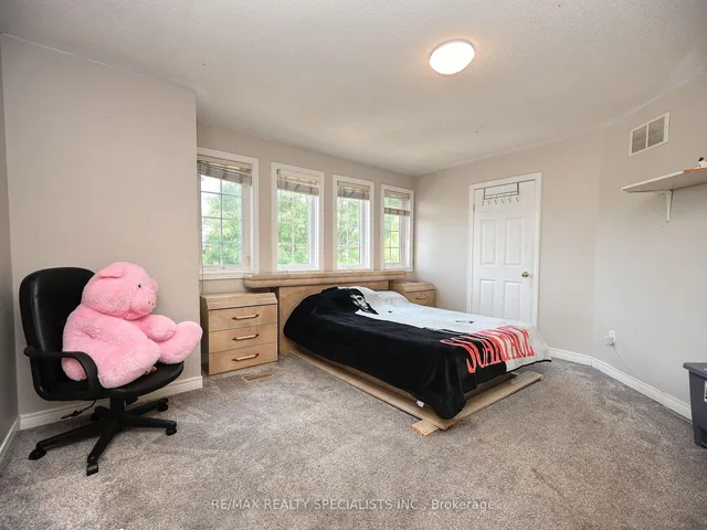 Additional image 34 of 64 Mossgrove Cres