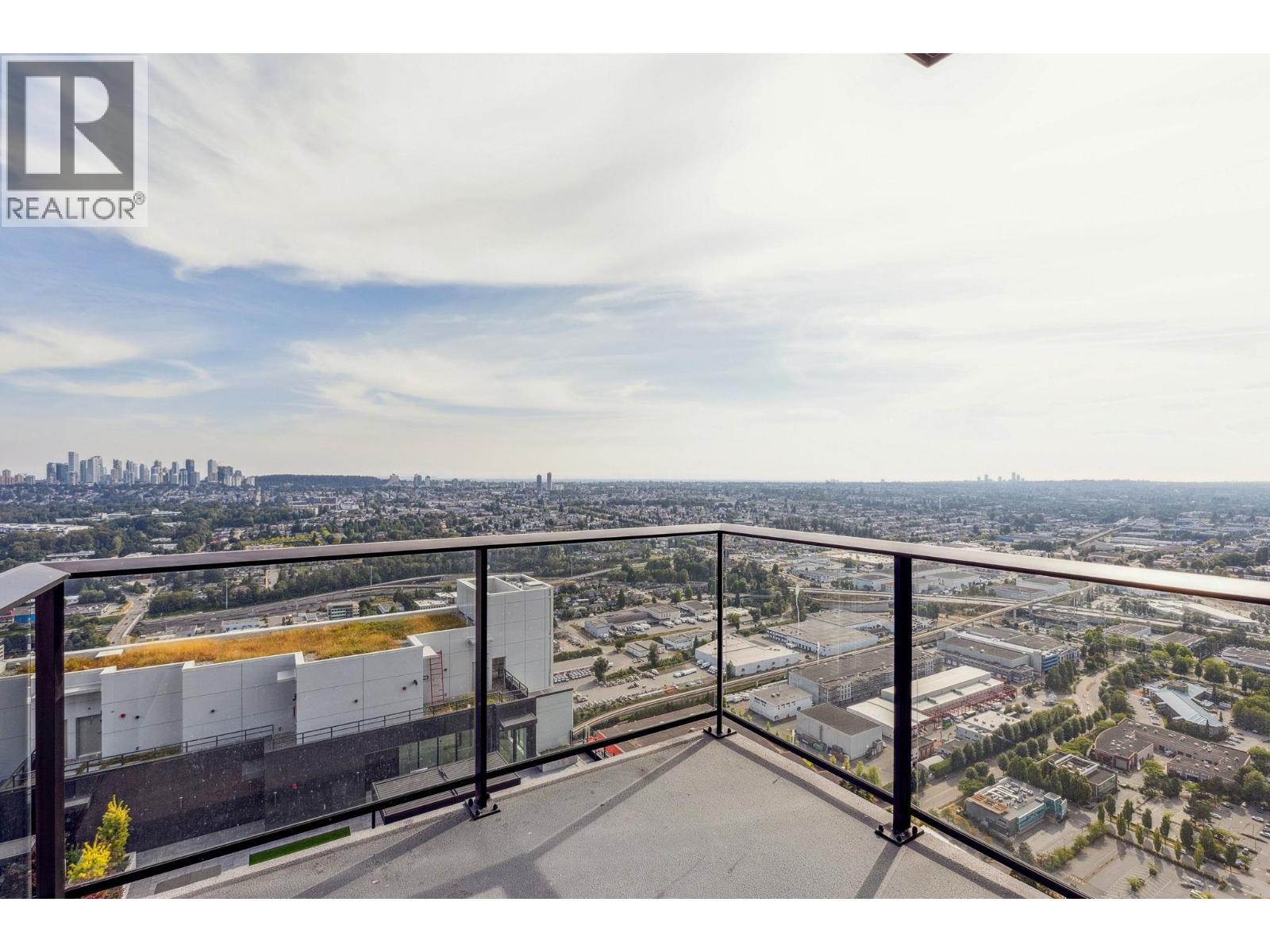 5906 2108 GILMORE AVENUE|Burnaby, British Columbia V5C0N8