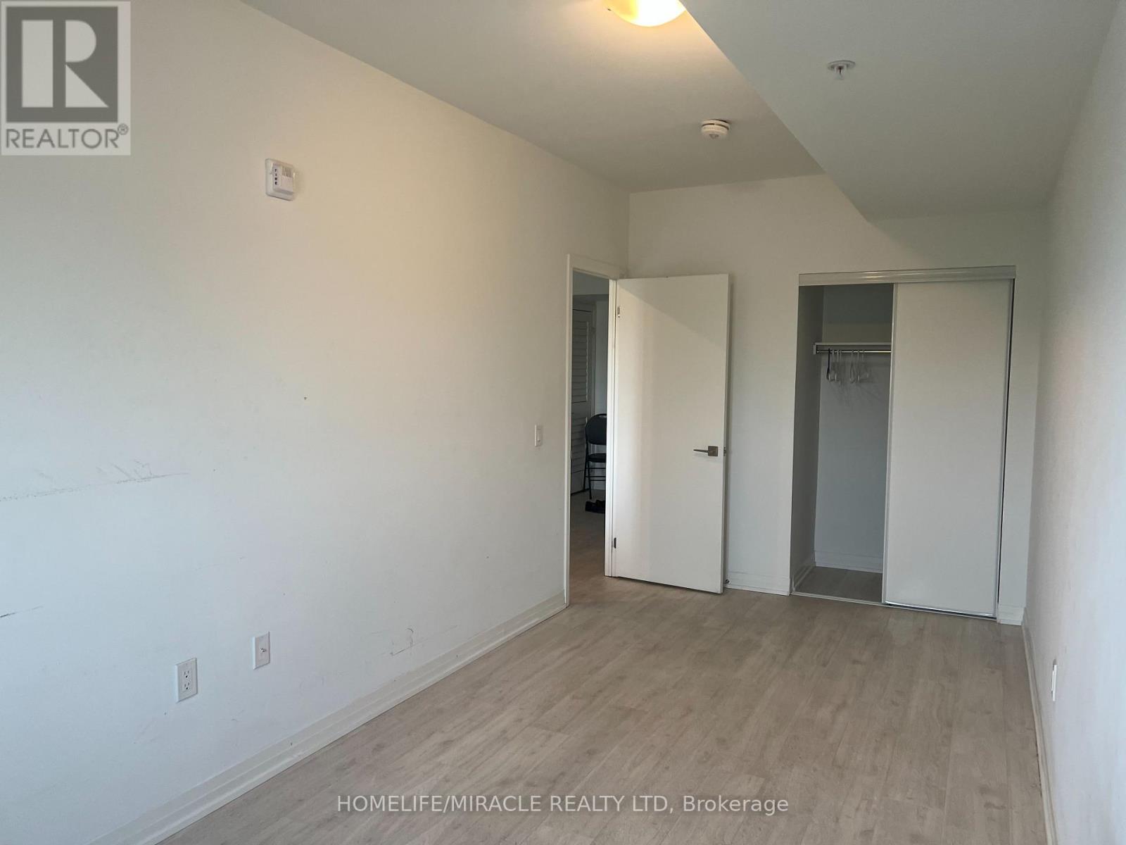 307 - 408 BROWN'S LINE|Toronto (Alderwood), Ontario M8W3T8