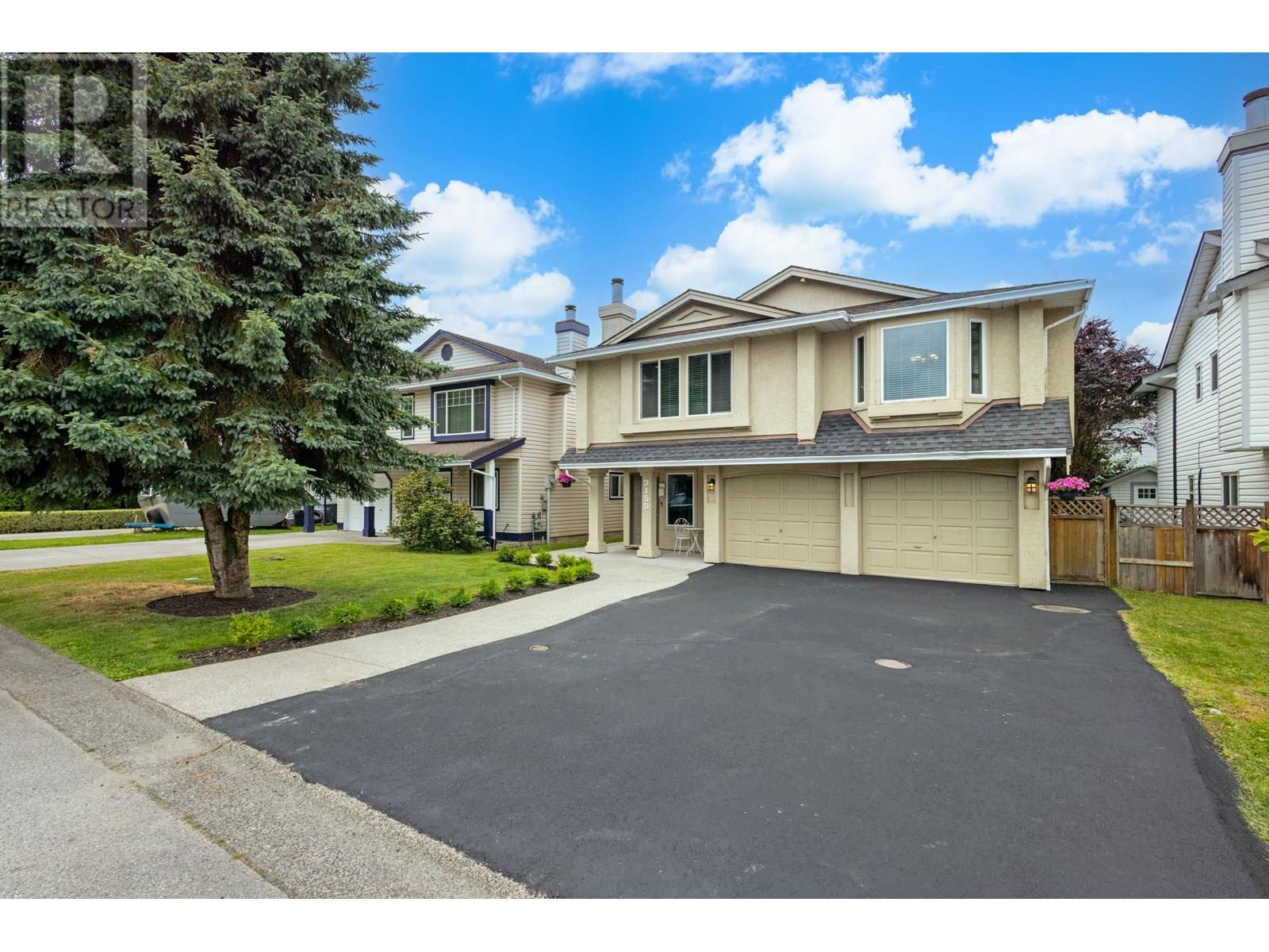 3155 RAE STREET|Port Coquitlam, British Columbia V3B2Y3