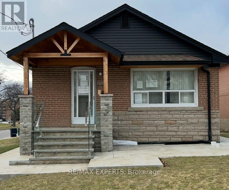 2 HARRIS PK DRIVE|Toronto (Clairlea-Birchmount), Ontario M1L2Z9