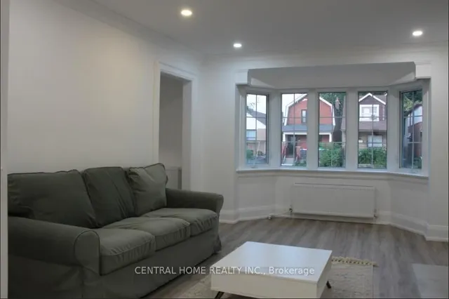 Additional image 3 of 226 Donlands Ave