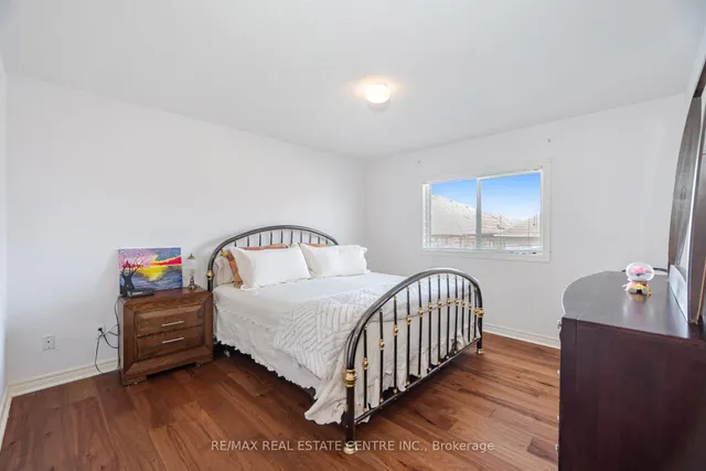 Additional image 37 of 53 Wild Indigo Cres