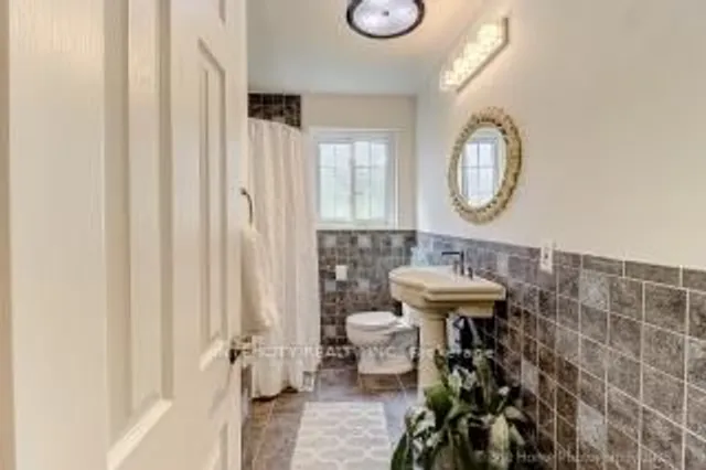 Additional image 17 of 44 Oxenden Cres