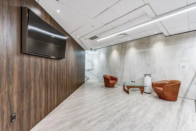 Additional image 31 of 1001 Bay St Unit 2705