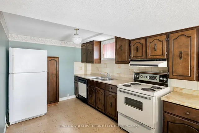 Additional image 37 of 231 Shawnee Circ