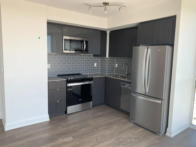 Additional image 4 of 1461 Lawrence Ave Unit 2104