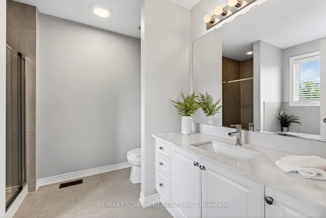 Additional image 25 of 225 Skinner Rd