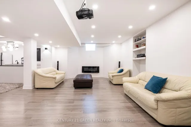 Additional image 36 of 1478 Day Terr