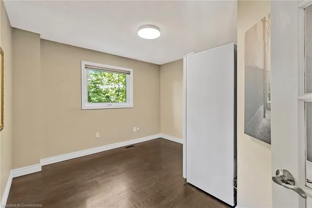 Additional image 28 of 3 Coleman Crt