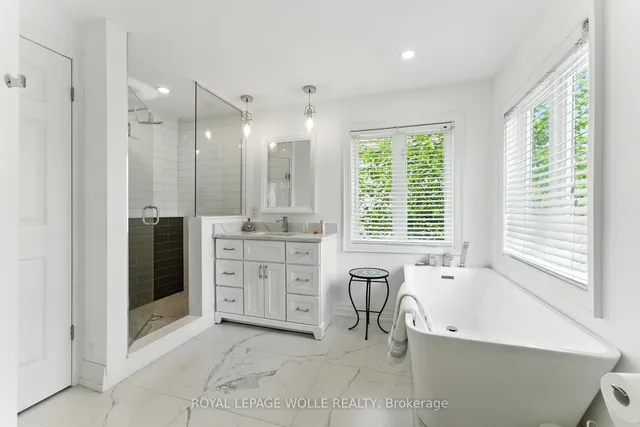 Additional image 26 of 51 Strathroy Cres