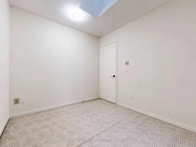 Additional image 19 of 10 Reidmount Ave Unit 7