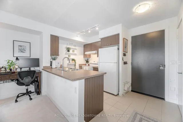 Additional image 9 of 1346 Danforth Rd Unit 815