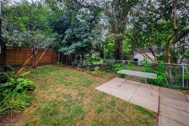 Additional image 43 of 156 Park Row