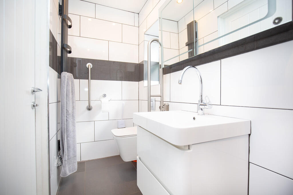 Additional image 11 of Mildenhall, Tamworth