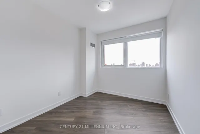 Additional image 7 of 159 Wellesley St Unit 708