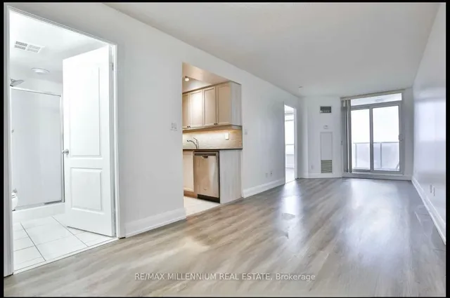 Additional image 9 of 1 Rean Dr Unit 2211