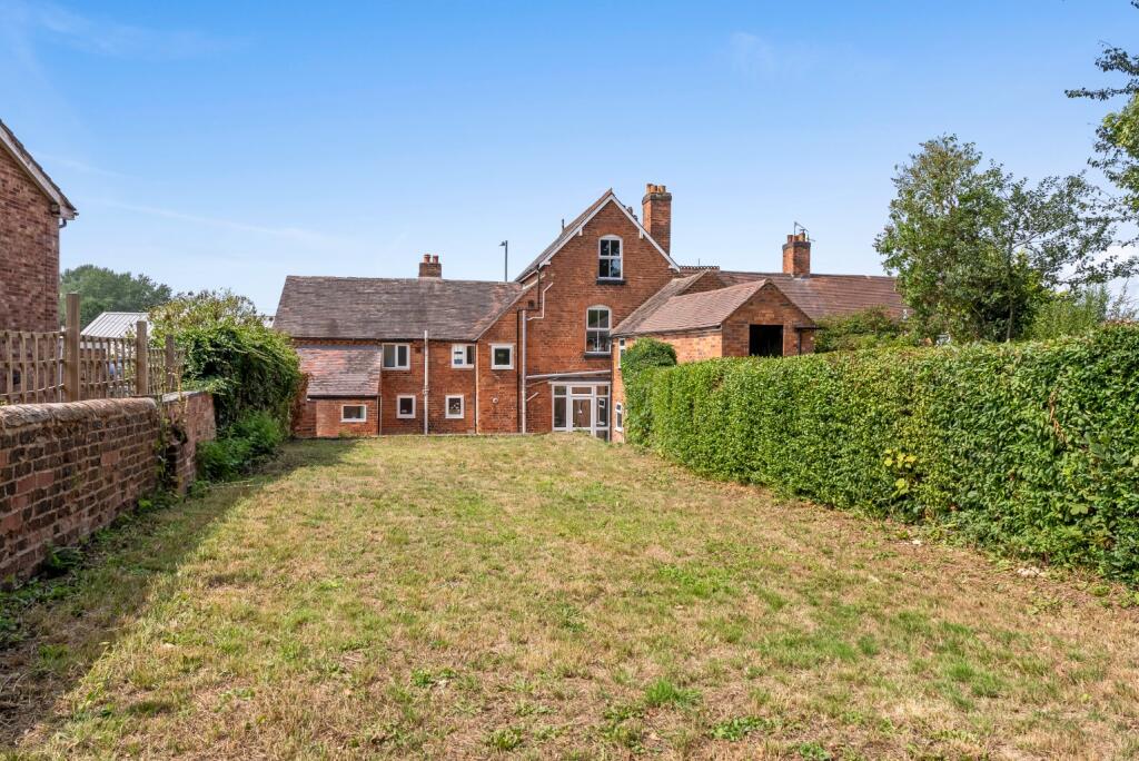 Additional image 12 of Worcester Road, Bromsgrove, Worcestershire, B61 7HN