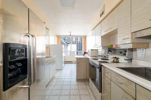 Additional image 3 of 30 Greenfield Ave Unit 614