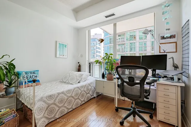 Additional image 16 of 88 Palace Pier Crt Unit 705