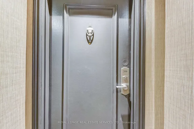 Additional image 8 of 935 Royal York Rd Unit 208