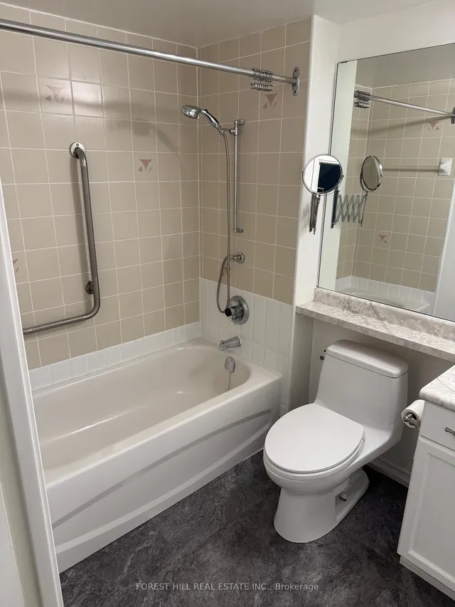 Additional image 5 of 11 Thorncliffe Pk Dr Unit 103