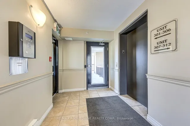 Additional image 4 of 1370 Main St Unit 312