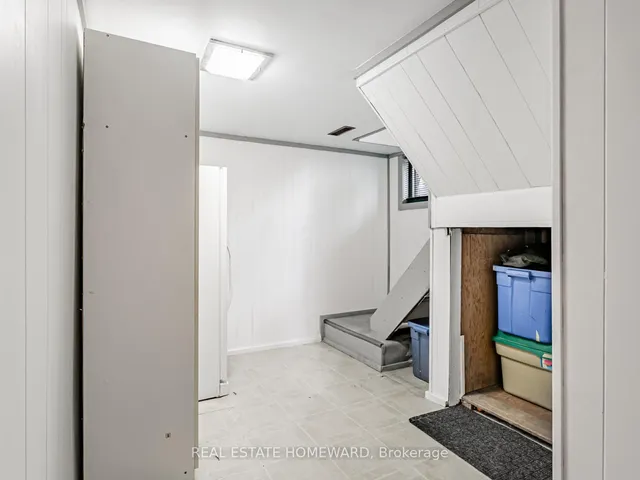 Additional image 26 of 64 Frater Ave