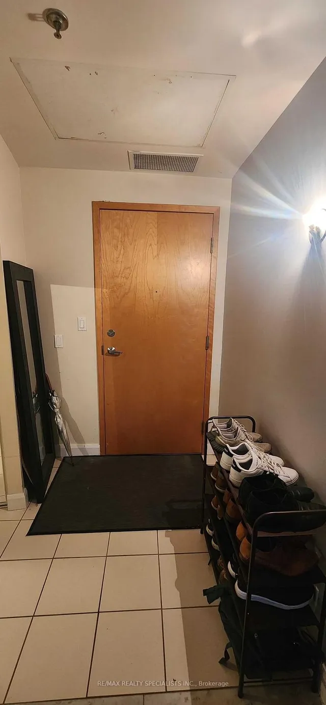 Additional image 13 of 700 King St Unit 519