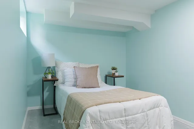 Additional image 35 of 39 Cloverhill Rd