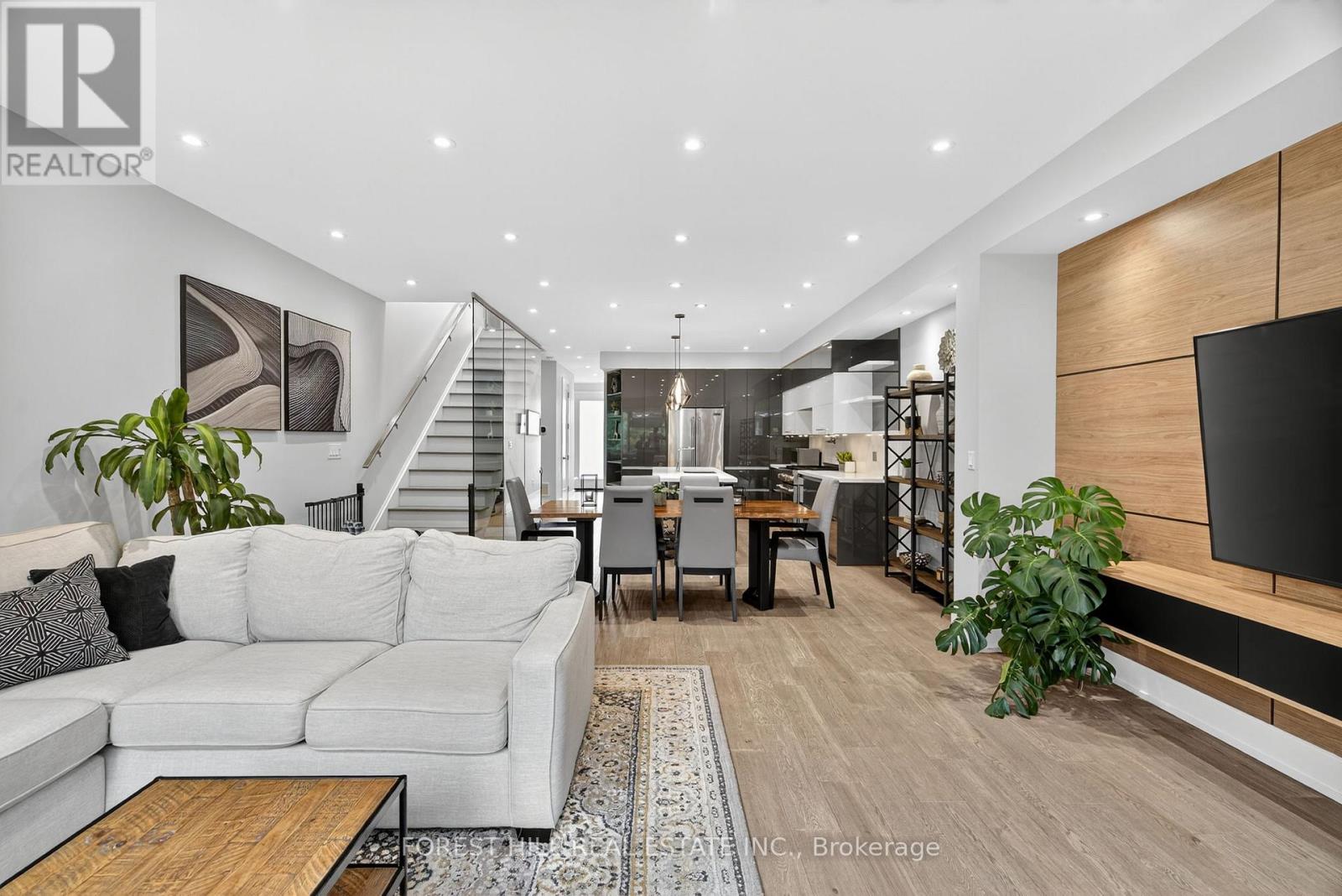 272A BETA STREET|Toronto (Alderwood), Ontario M8W4J1