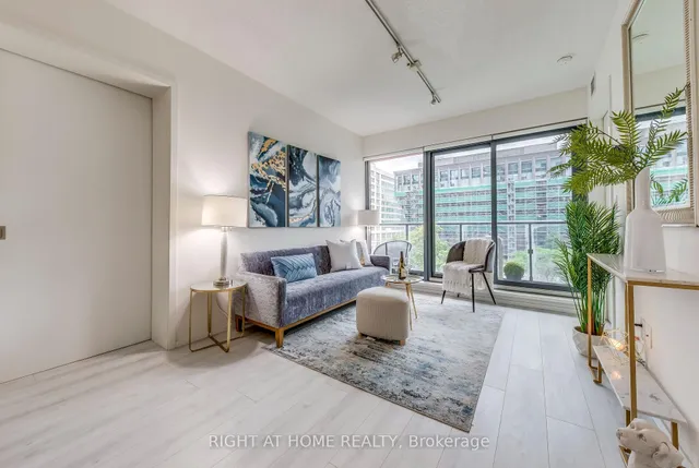 Additional image 12 of 159 Dundas St Unit 611