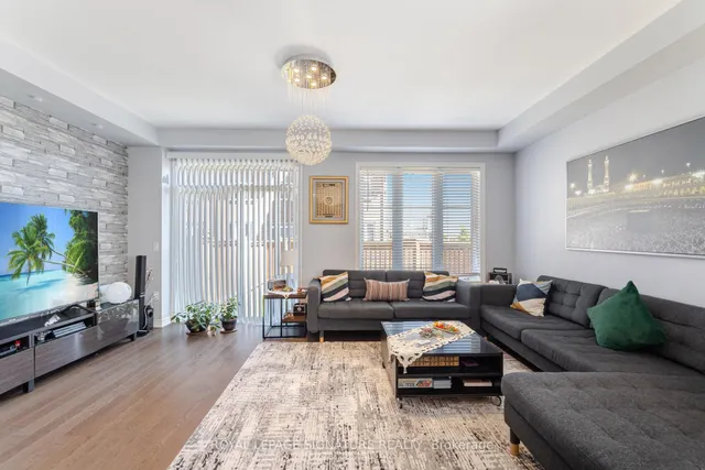 Additional image 13 of 39 Talence Dr