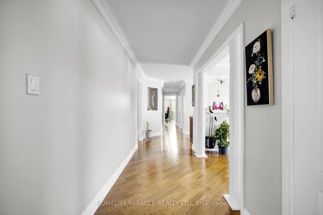 Additional image 20 of 628 Twain Ave