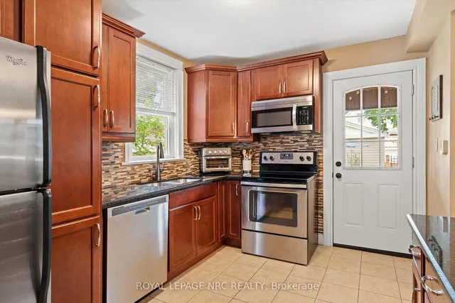 Additional image 13 of 107 Wexford Ave