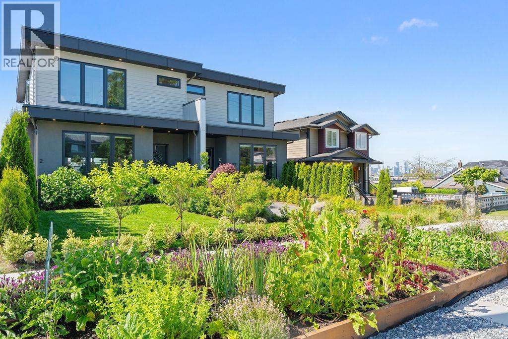 609 E 4TH STREET|North Vancouver, British Columbia V7L1J9