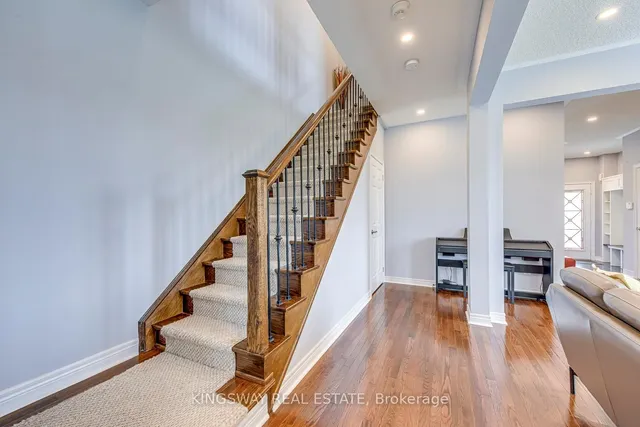 Additional image 25 of 423 Cedric Terr