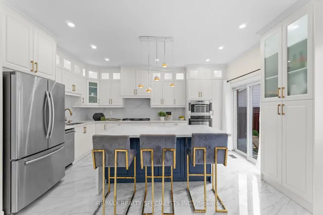 Additional image 12 of 16 Banks Dr