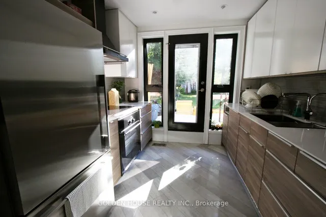 Additional image 15 of 21 Thatcher Ave