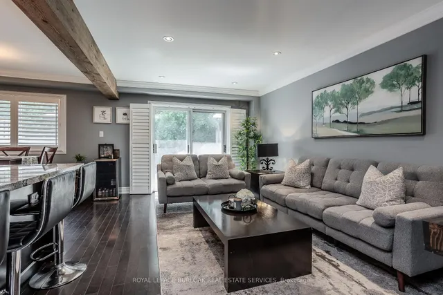 Additional image 21 of 447 Woodview Rd Unit 3