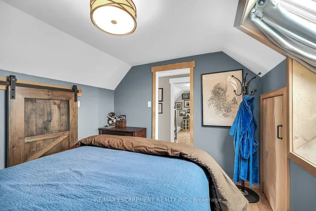 Additional image 22 of 321 East 12th St