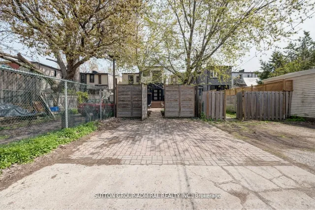 Additional image 26 of 70 Carlaw Ave