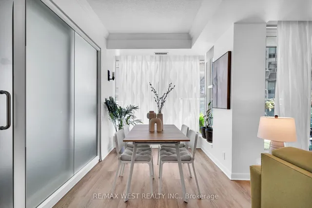 Additional image 15 of 2067 Lake Shore Blvd Unit 202